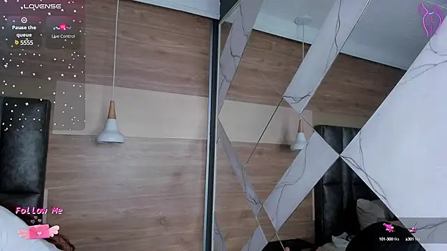 Snapshot of AdelaineBest chatting on 01/16/25, 03:56 AdelaineBest online show from 01/16/25, 03:56