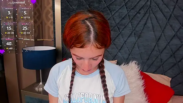 Snapshot of AdelaineBest chatting on 02/05/25, 05:41 AdelaineBest online show from 02/05/25, 05:41