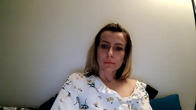 anechka1 online show from 03/25/26, 11:55