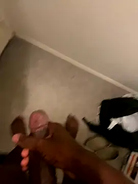 Snapshot of damien954 chatting on 10/30/25, 10:38 damien954 online show from 10/30/25, 10:38