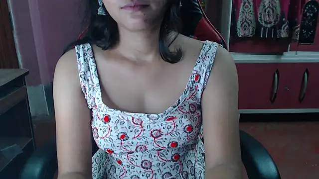 Snapshot of Angel_Alison_ chatting on 10/27/25, 06:12 Angel Alison online show from 10/27/25, 06:12