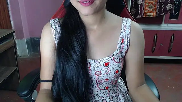 Snapshot of Angel_Alison_ chatting on 06/01/26, 06:31 Angel Alison online show from 06/01/26, 06:31