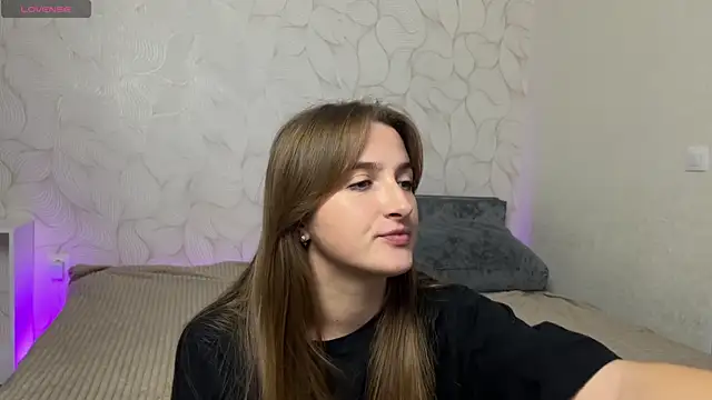 Snapshot of Vibe_to_night chatting on 11/07/25, 03:12 Vibe to night online show from 11/07/25, 03:12