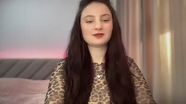 Snapshot of LocaAlis chatting on 03/22/25, 05:39 LocaAlis online show from 03/22/25, 05:39