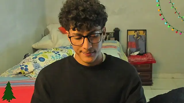 Ivano joness online show from 12/15/24, 01:35