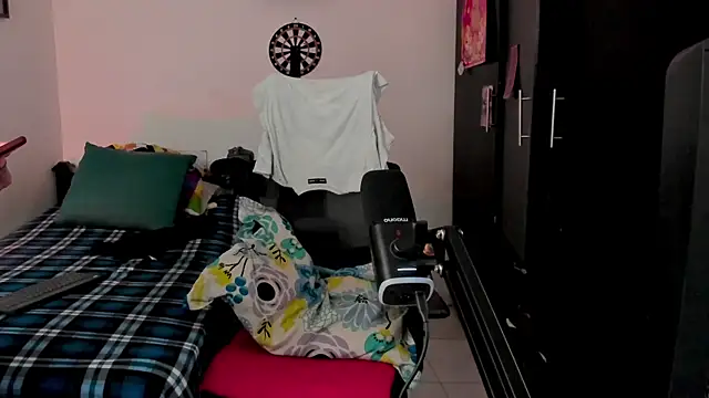 Ivano joness online show from 11/17/25, 07:47