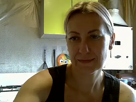 Snapshot of AshleyXHoney chatting on 09/18/25, 06:59 AshleyXHoney online show from 09/18/25, 06:59