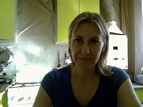 Snapshot of AshleyXHoney chatting on 09/30/25, 06:51 AshleyXHoney online show from 09/30/25, 06:51