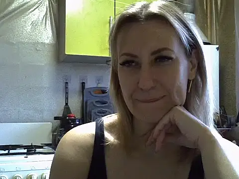 AshleyXHoney online show from 11/10/25, 07:07