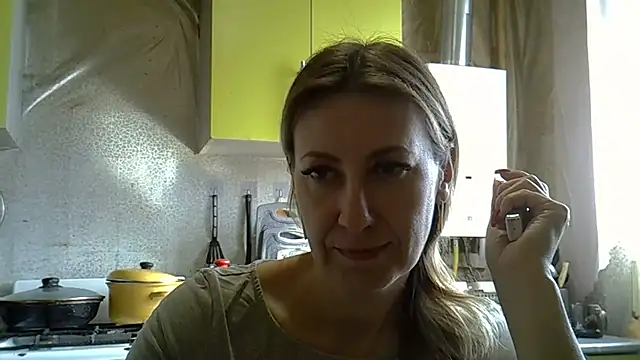 Snapshot of AshleyXHoney chatting on 03/20/26, 07:35 AshleyXHoney online show from 03/20/26, 07:35