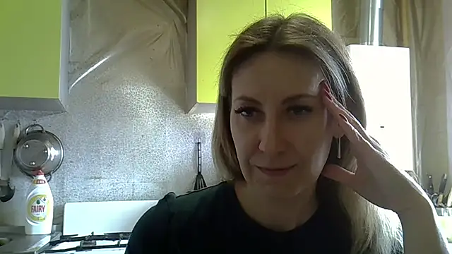 Snapshot of AshleyXHoney chatting on 03/25/26, 07:58 AshleyXHoney online show from 03/25/26, 07:58