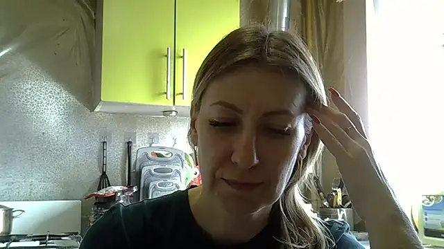 Snapshot of AshleyXHoney chatting on 03/26/26, 07:36 AshleyXHoney online show from 03/26/26, 07:36