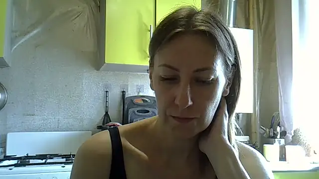 Snapshot of AshleyXHoney chatting on 06/08/26, 07:31 AshleyXHoney online show from 06/08/26, 07:31
