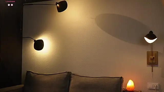 Snapshot of milablum777 chatting on 01/06/25, 05:27 milablum777 online show from 01/06/25, 05:27