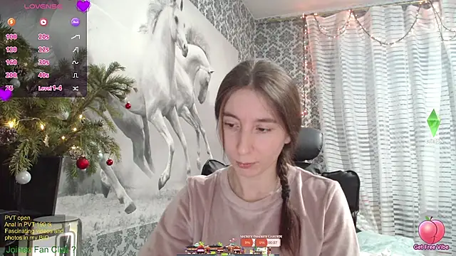 Snapshot of Wowpornoo chatting on 12/03/24, 11:44 Wowpornoo online show from 12/03/24, 11:44