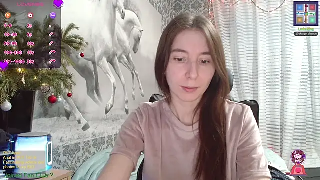 Snapshot of Wowpornoo chatting on 12/07/24, 10:45 Wowpornoo online show from 12/07/24, 10:45