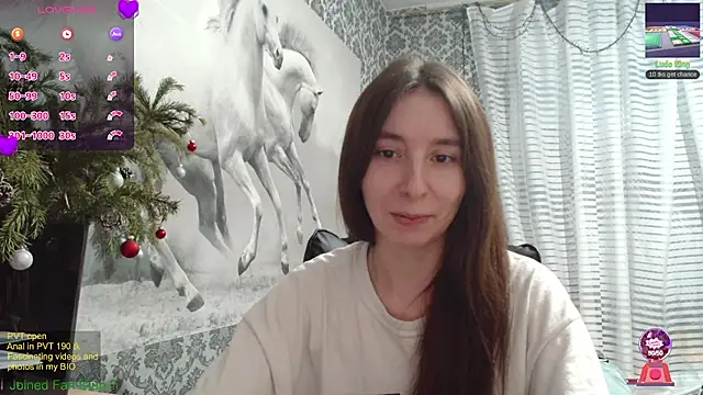 Snapshot of Wowpornoo chatting on 12/11/24, 03:58 Wowpornoo online show from 12/11/24, 03:58