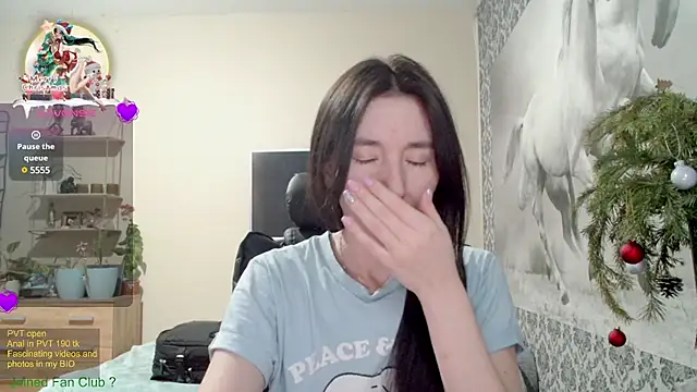 Snapshot of Wowpornoo chatting on 12/27/24, 12:34 Wowpornoo online show from 12/27/24, 12:34