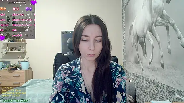 Snapshot of Wowpornoo chatting on 01/10/25, 11:54 Wowpornoo online show from 01/10/25, 11:54