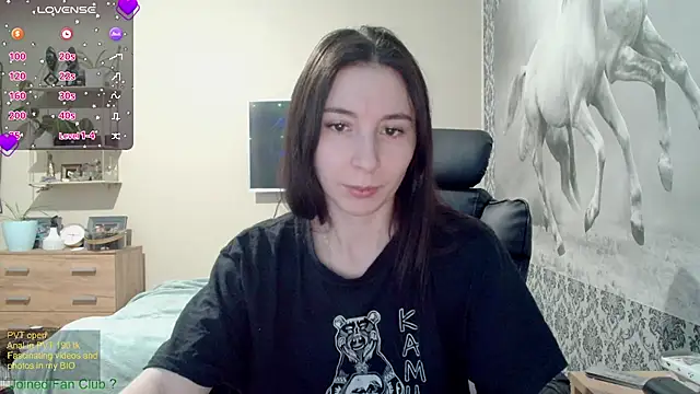 Snapshot of Wowpornoo chatting on 01/24/25, 02:19 Wowpornoo online show from 01/24/25, 02:19