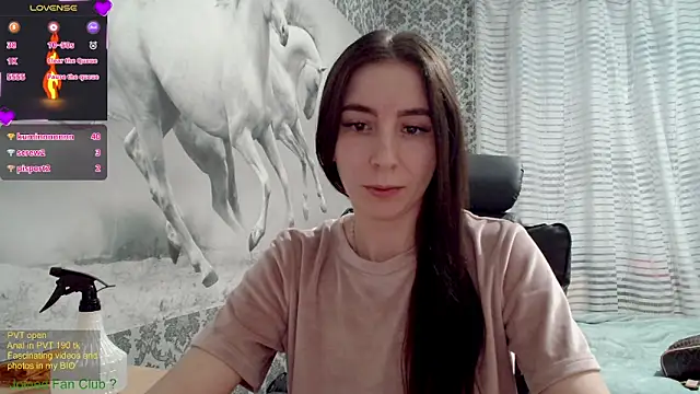 Snapshot of Wowpornoo chatting on 02/23/25, 03:18 Wowpornoo online show from 02/23/25, 03:18