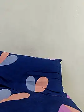 yashzae online show from 09/22/25, 12:29