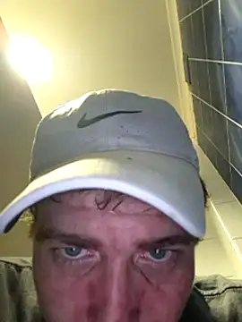 Snapshot of SONLUKE29 chatting on 03/13/25, 04:49 SONLUKE29 online show from 03/13/25, 04:49