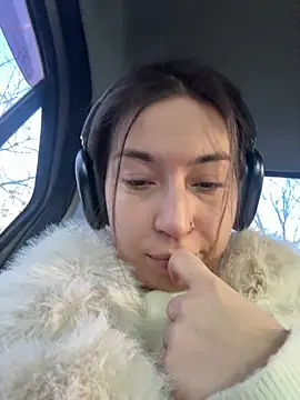 KimArts online show from 01/14/26, 01:28