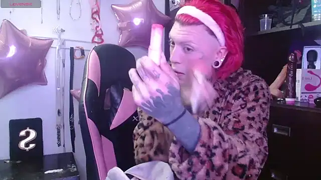 Snapshot of charlotbelucci_ chatting on 03/03/26, 07:36 charlotbelucci online show from 03/03/26, 07:36