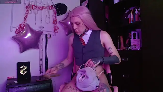 Snapshot of charlotbelucci_ chatting on 03/07/26, 06:05 charlotbelucci online show from 03/07/26, 06:05