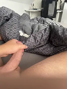 Snapshot of Jungschwanz__18 chatting on 09/09/25, 03:11 Jungschwanz  18 online show from 09/09/25, 03:11