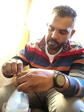 ListedLoin online show from 01/06/25, 01:19