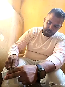 ListedLoin online show from 01/07/25, 01:14