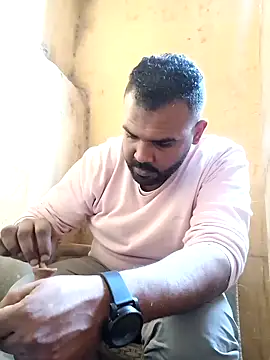 ListedLoin online show from 01/08/25, 02:14