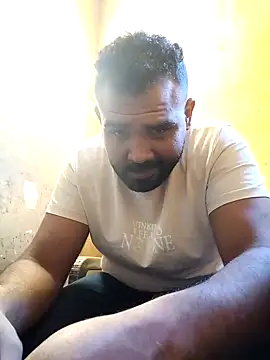 ListedLoin online show from 01/11/25, 01:53