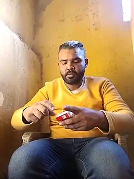 ListedLoin online show from 01/12/25, 12:01