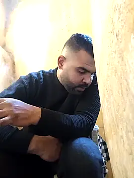 ListedLoin online show from 01/23/25, 01:56