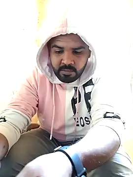 ListedLoin online show from 01/25/25, 06:45