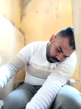 ListedLoin online show from 01/28/25, 08:04