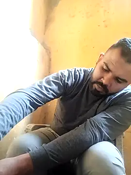 ListedLoin online show from 01/28/25, 02:31