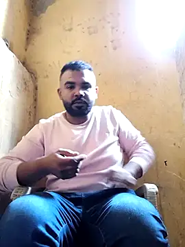 ListedLoin online show from 02/04/25, 12:00