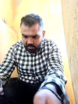 ListedLoin online show from 02/20/25, 08:28