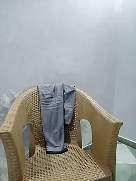 ListedLoin online show from 03/03/25, 06:22