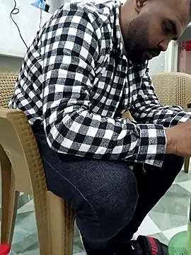 ListedLoin online show from 03/10/25, 10:37