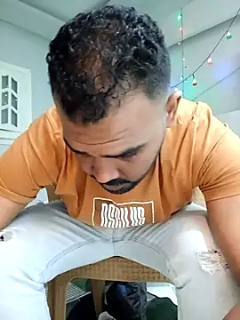 ListedLoin online show from 03/12/25, 07:49