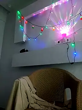 ListedLoin online show from 03/17/25, 06:42