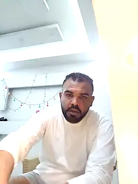 ListedLoin online show from 03/19/25, 11:06