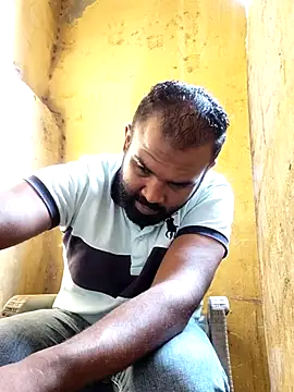 ListedLoin online show from 11/01/25, 12:40