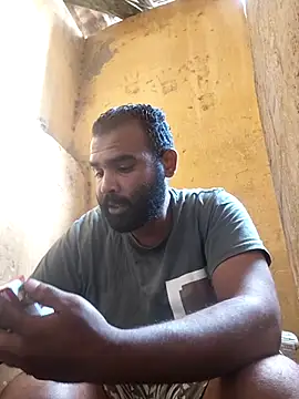 ListedLoin online show from 11/11/25, 01:33