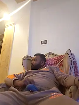 Snapshot of ListedLoin chatting on 03/16/26, 01:26 ListedLoin online show from 03/16/26, 01:26